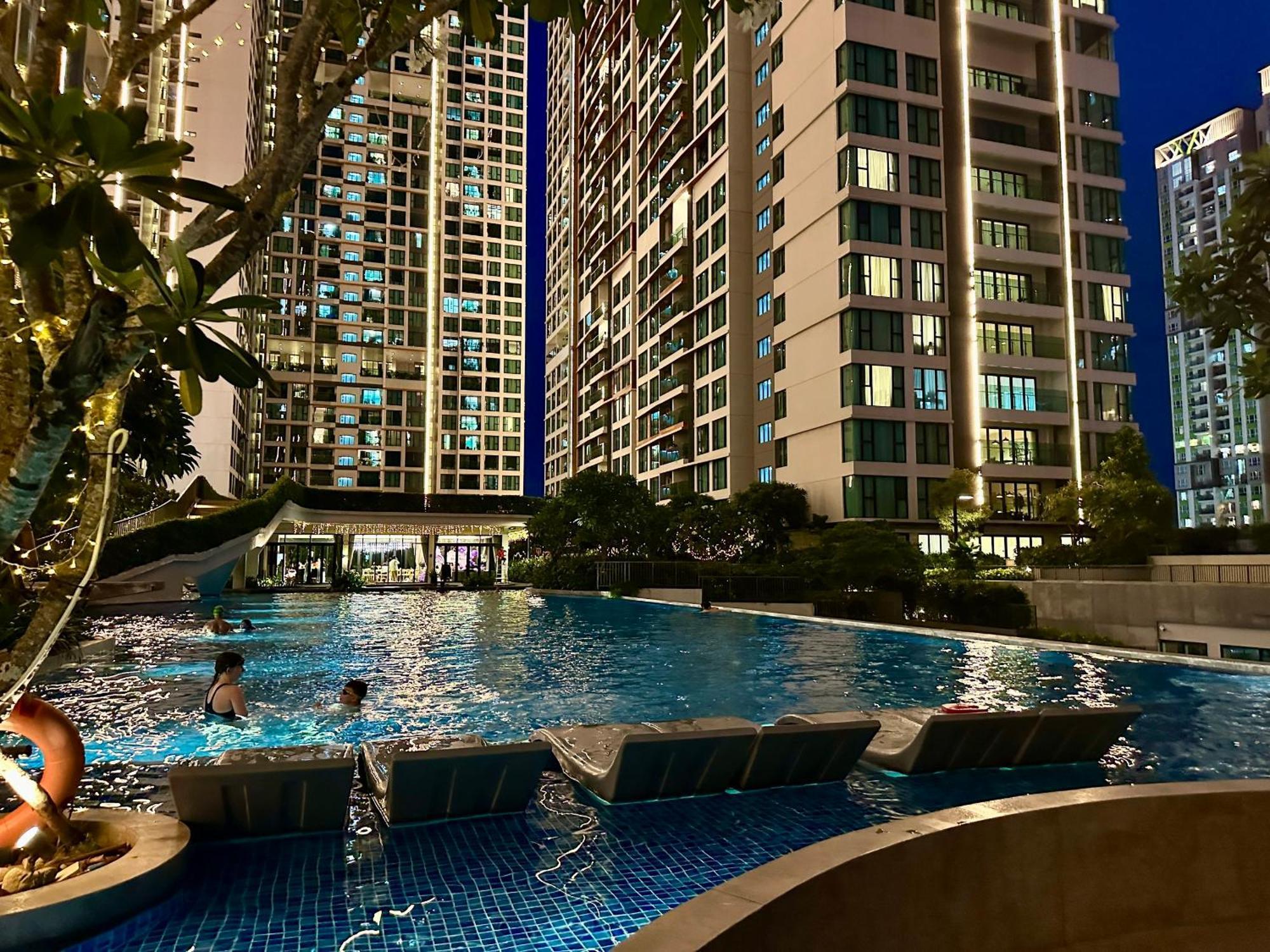 Feliz Luxurry Duplex Apartment Saigon ホーチミン市 エクステリア 写真
