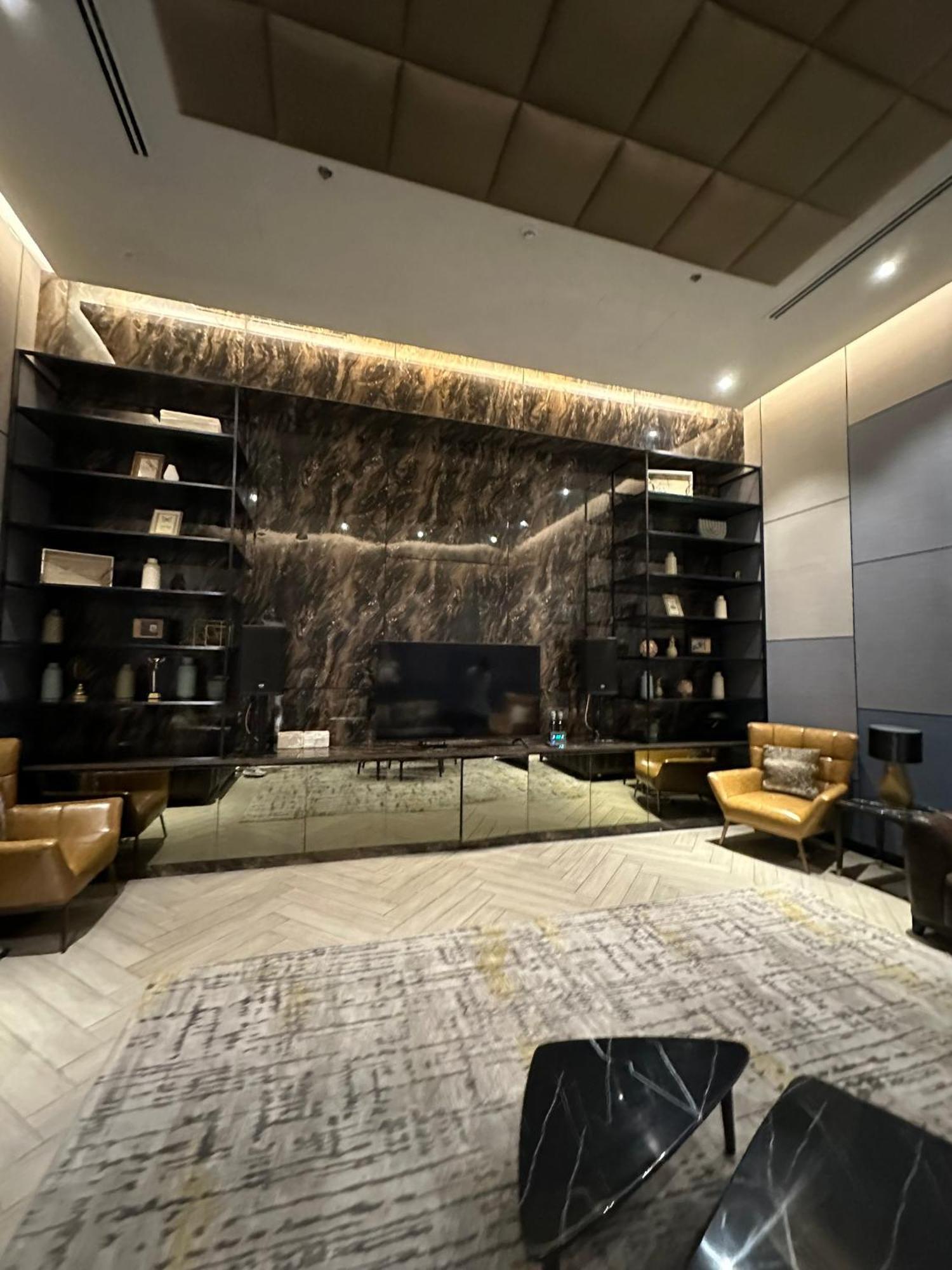 Feliz Luxurry Duplex Apartment Saigon ホーチミン市 エクステリア 写真